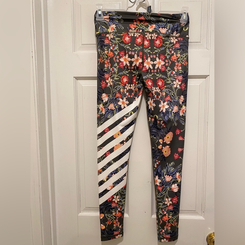 Victoria's Secret Floral Leggings - Gray and Multicolor - Picture 4 of 4